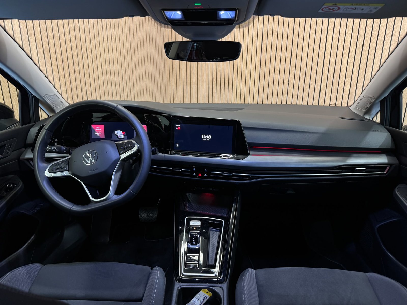 VW Golf 1.4 TSI PHEV Style, Plug-in-Hybrid Benzina/Elettrica, Occasioni / Usate, Automatico - 7