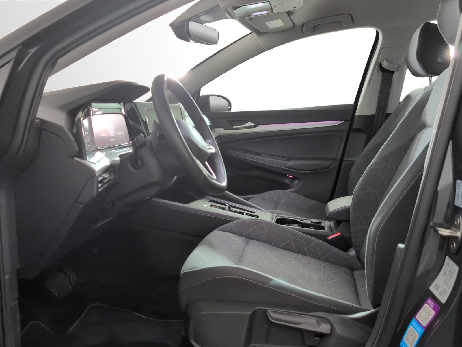 VW Golf Life, Essence, Occasion / Utilisé, Automatique - 6