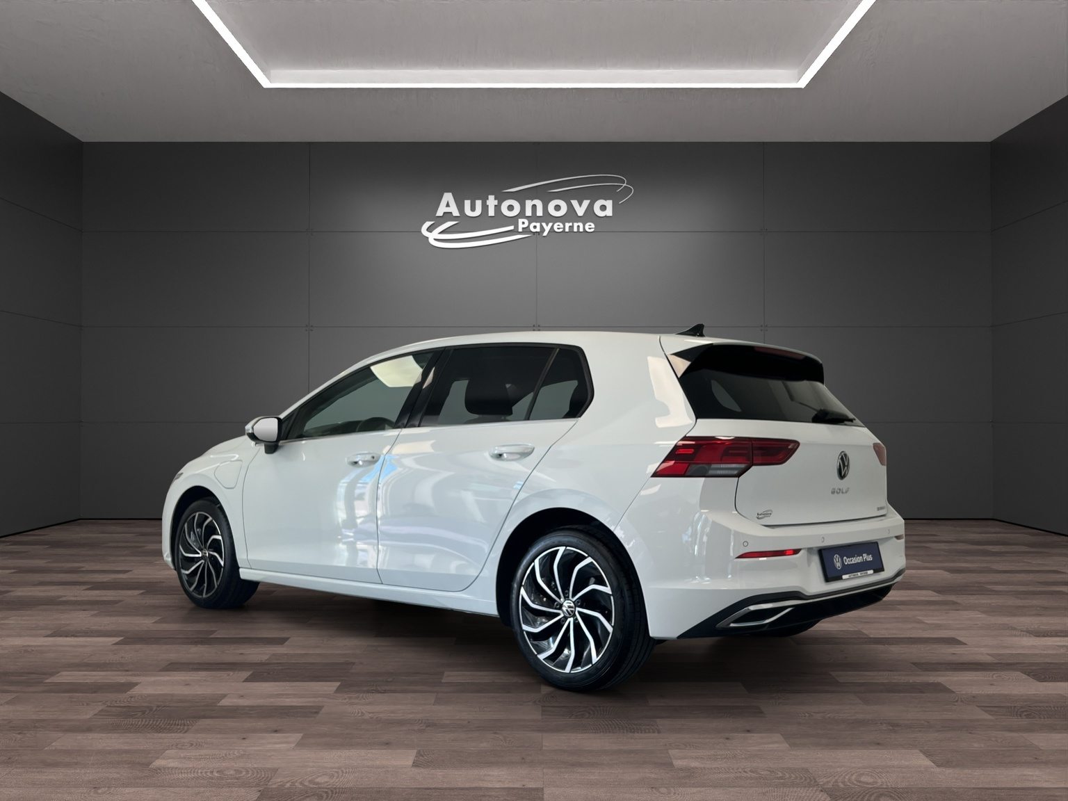 VW Golf Style PHEV, Voll-Hybrid Benzin/Elektro, Occasion / Gebraucht, Automatik - 4