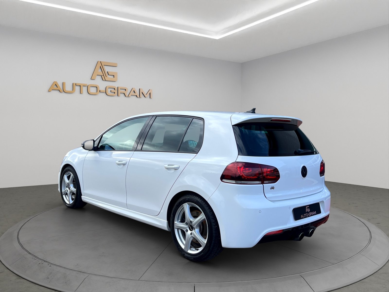 VW Golf 2.0 TSI R 4Motion DSG, Benzina, Occasioni / Usate, Automatico - 3