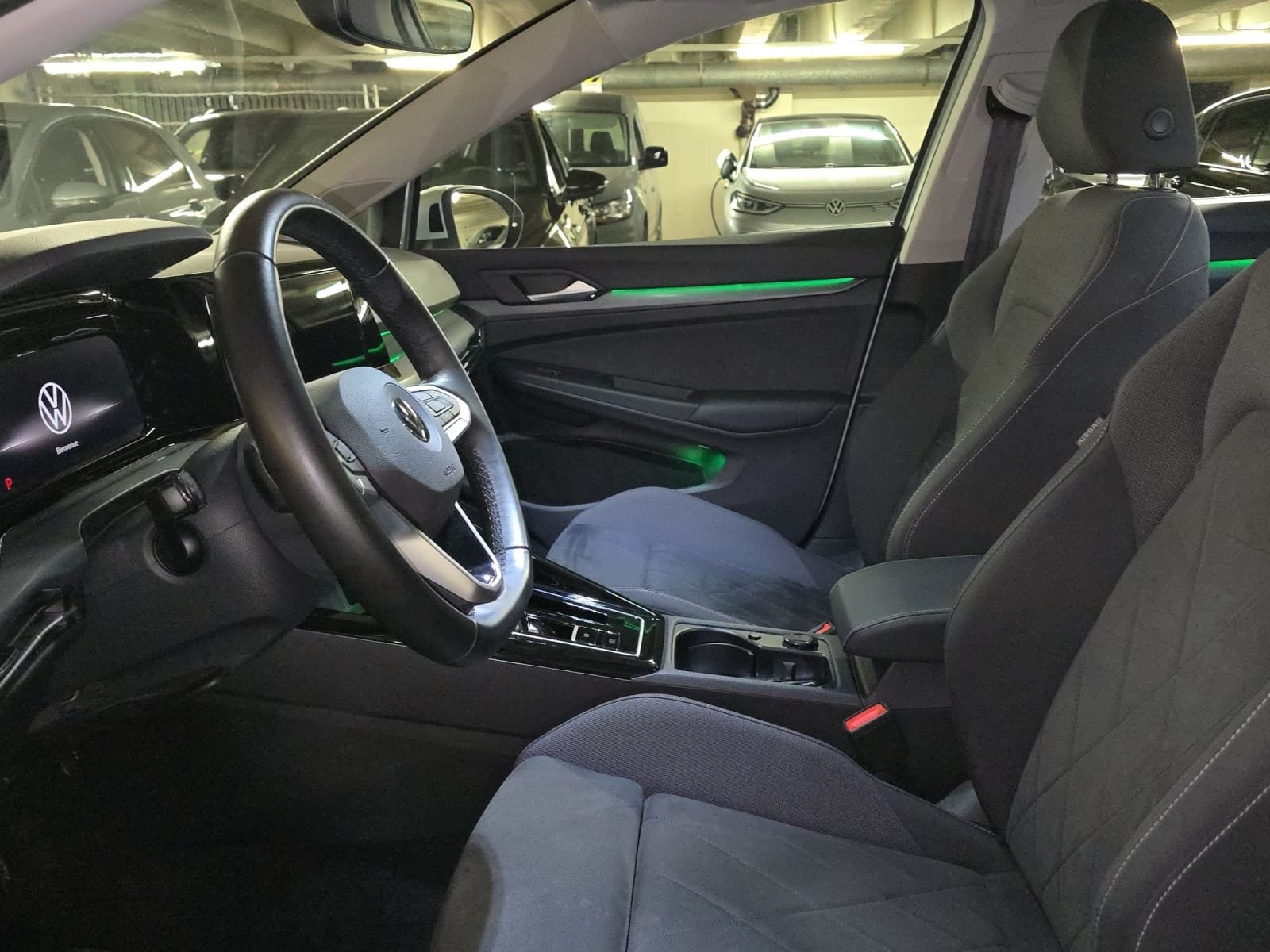 VW Golf 1.4 TSI PHEV Style, Plug-in-Hybrid Benzin/Elektro, Occasion / Gebraucht, Automatik - 5