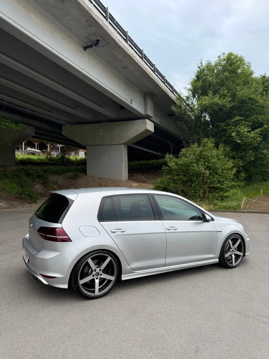 VW Golf VII 2.0 TSI R DSG 4motion, Petrol, Second hand / Used, Automatic - 2