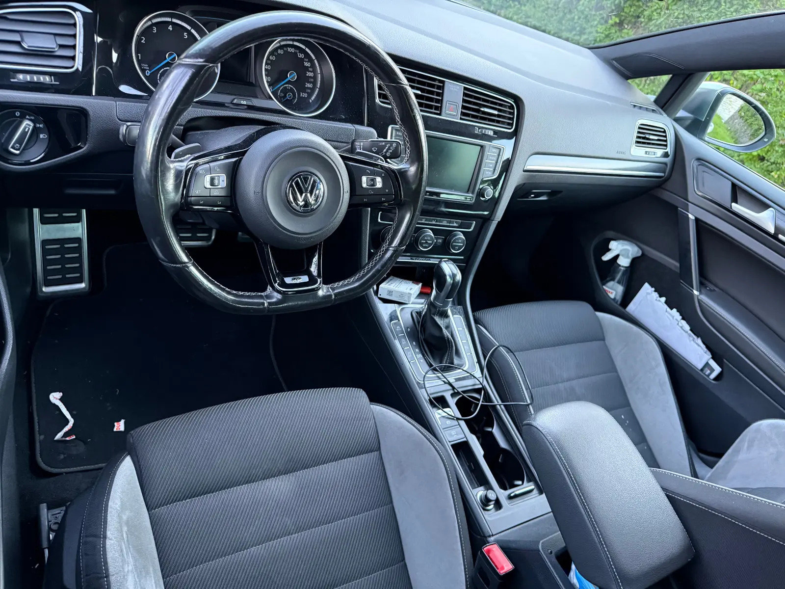 VW Golf VII 2.0 TSI R DSG 4motion, Petrol, Second hand / Used, Automatic - 6