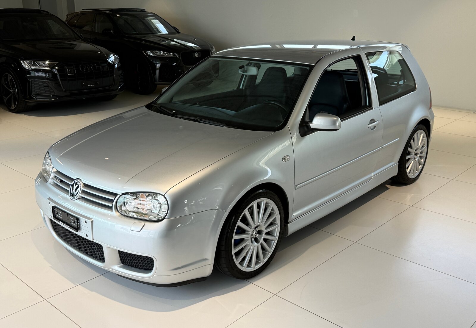 VW Golf R32 4Motion ***CH-Fahrzeug***Lückenloses Servicehef, Benzin, Occasion / Gebraucht, Handschaltung - 3