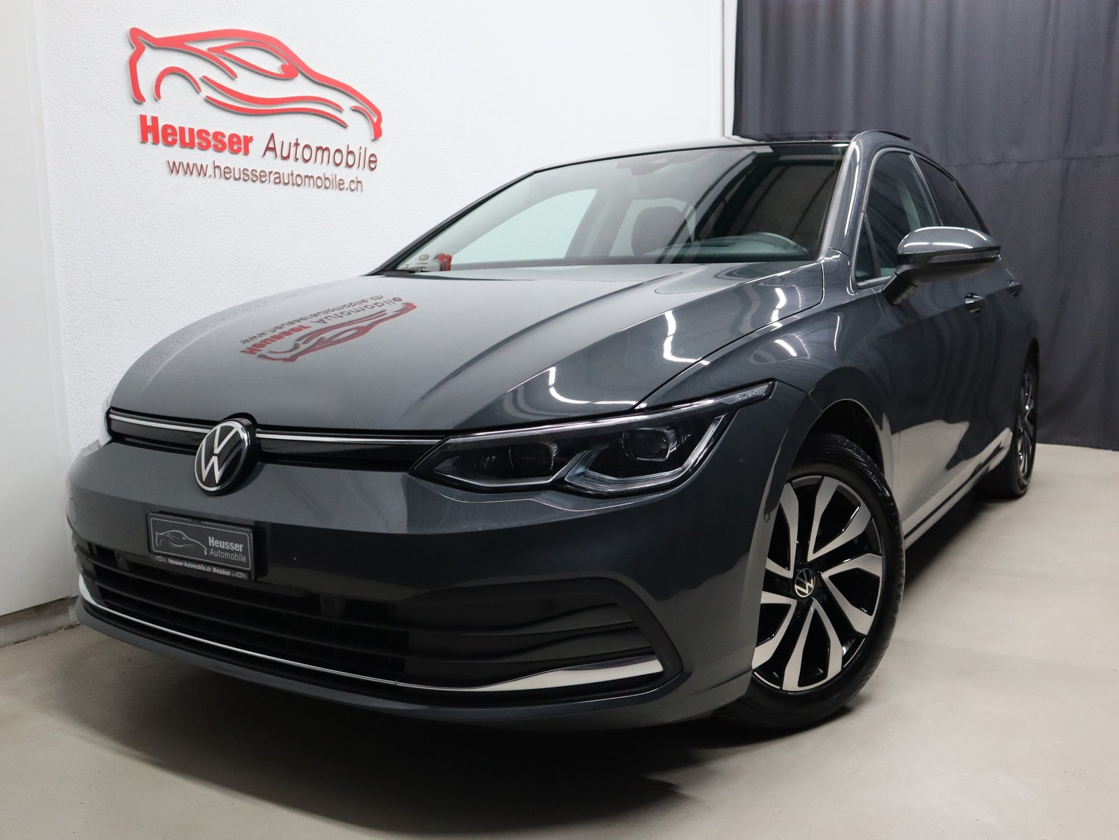 VW Golf 2.0 TDI Life DSG - Panorama - IQ Light - Navi - Head