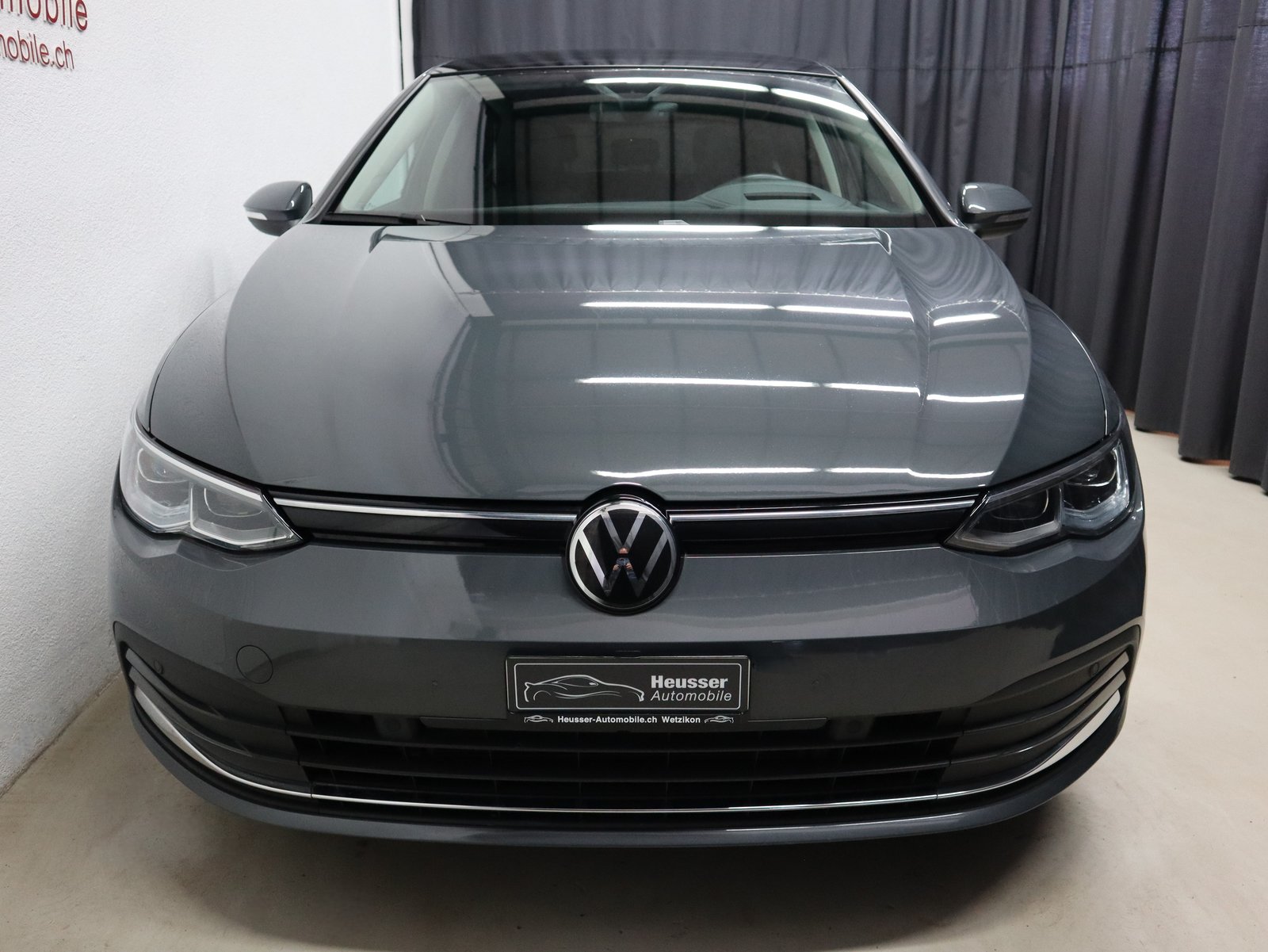 VW Golf 2.0 TDI Life DSG - Panorama - IQ Light - Navi - Head, Diesel, Second hand / Used, Automatic - 7