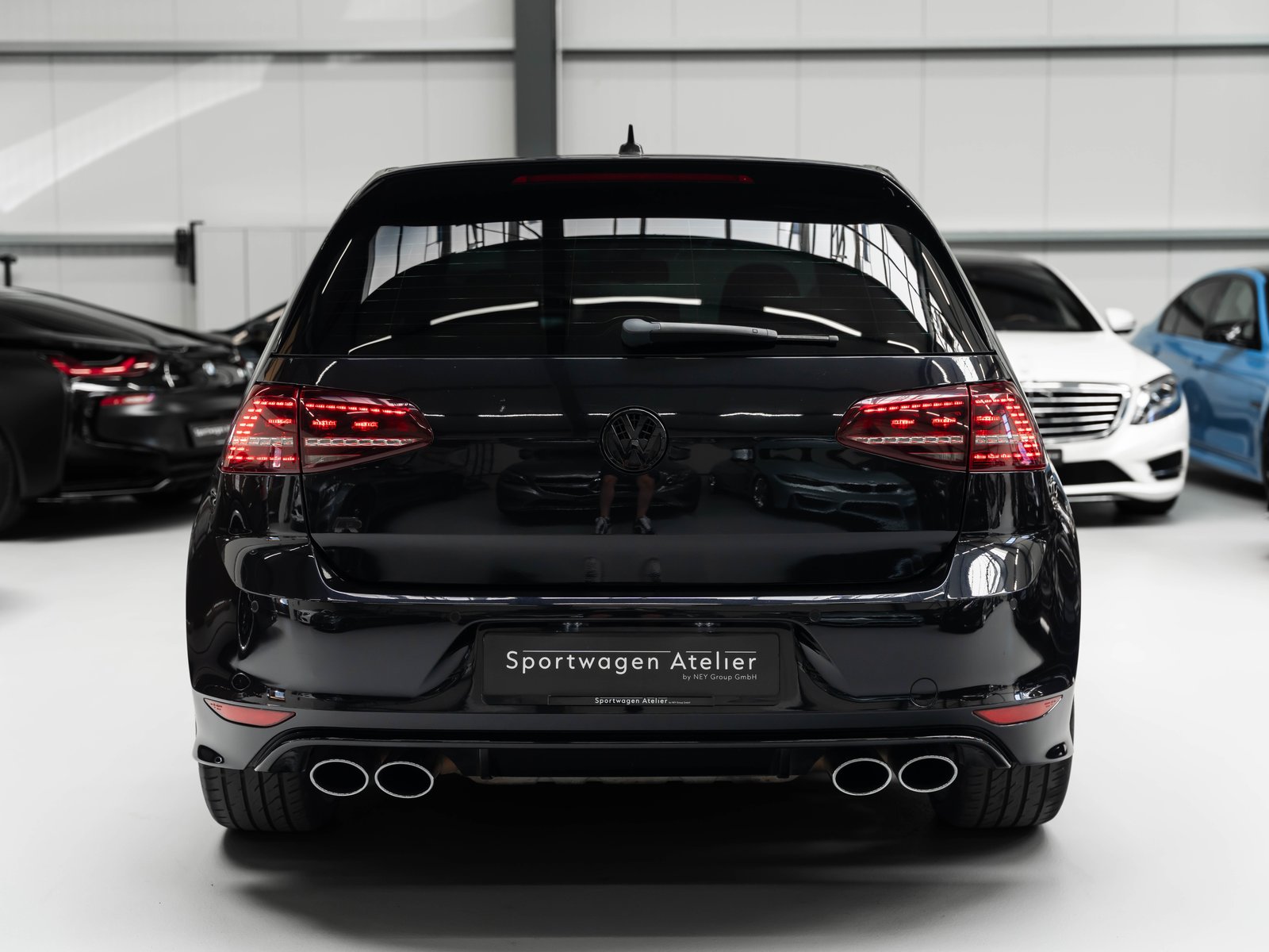 VW Golf 2.0 TSI R 4Motion DSG, Essence, Occasion / Utilisé, Automatique - 3