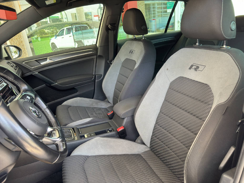 VW Golf VII 1.5 TSI 150 Highline DSG, Benzin, Occasion / Gebraucht, Automatik - 6