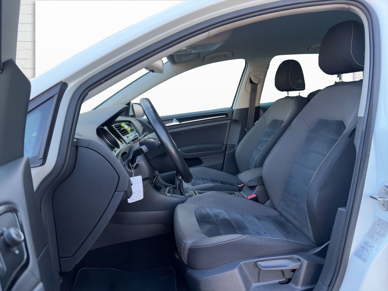 VW Golf VII 1.4 TSI ACT R-Line Design, Essence, Occasion / Utilisé, Manuelle - 4