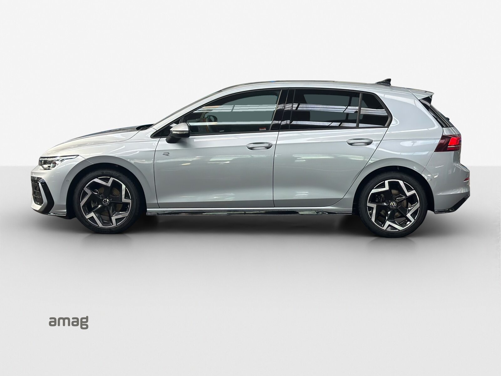 VW Golf  R-Line, Benzin, Occasion / Gebraucht, Automatik - 2
