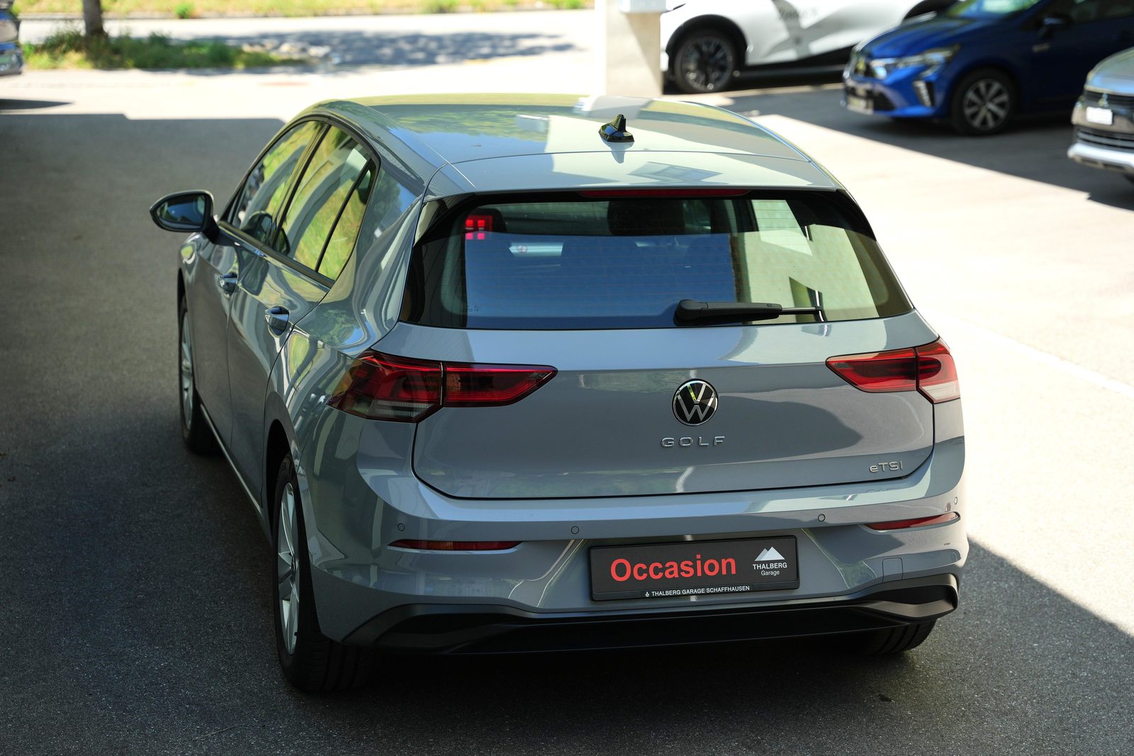VW Golf VIII 1.5 eTSI Life DSG, Mild-Hybrid Petrol/Electric, Second hand / Used, Automatic - 4