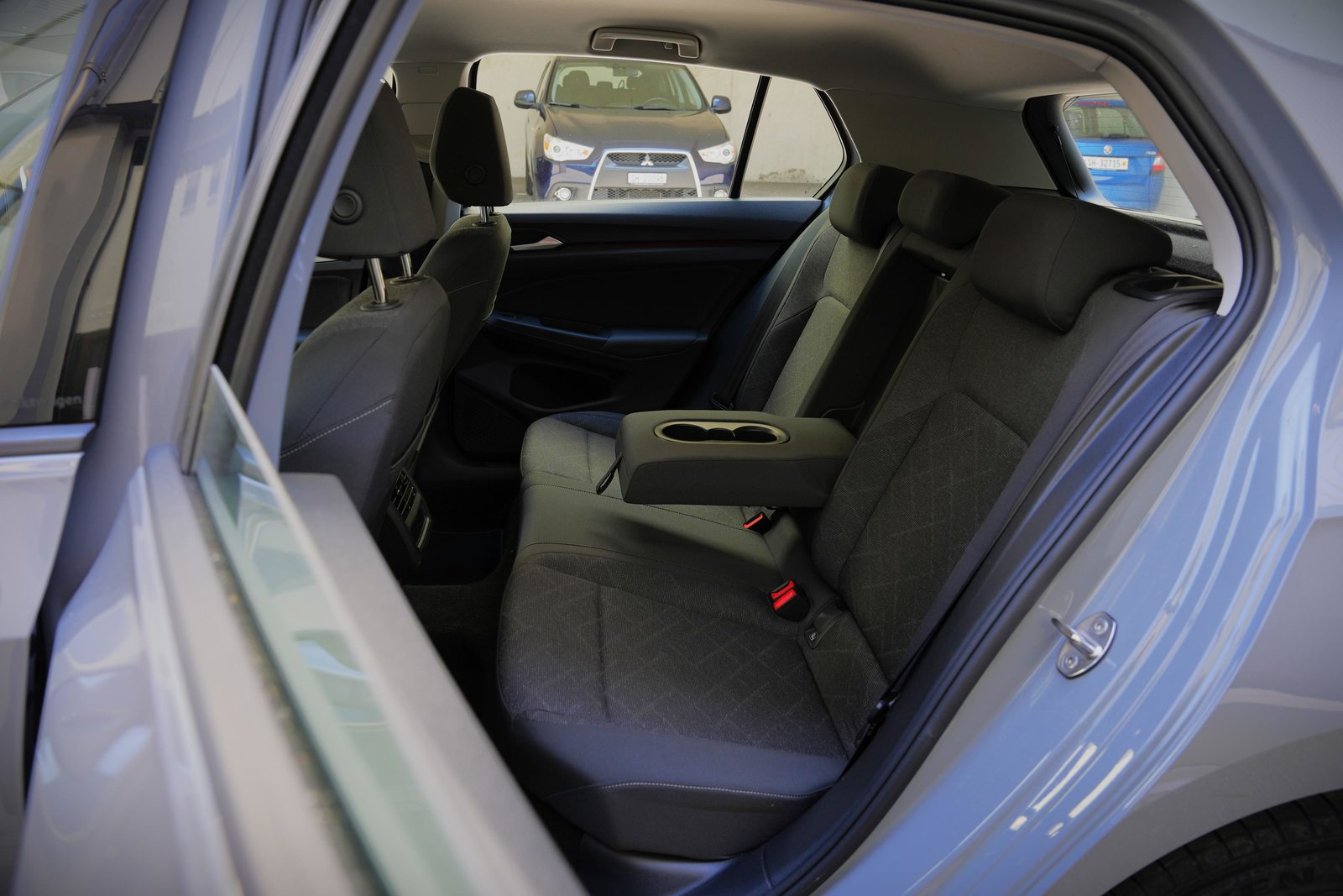 VW Golf VIII 1.5 eTSI Life DSG, Mild-Hybrid Petrol/Electric, Second hand / Used, Automatic - 7