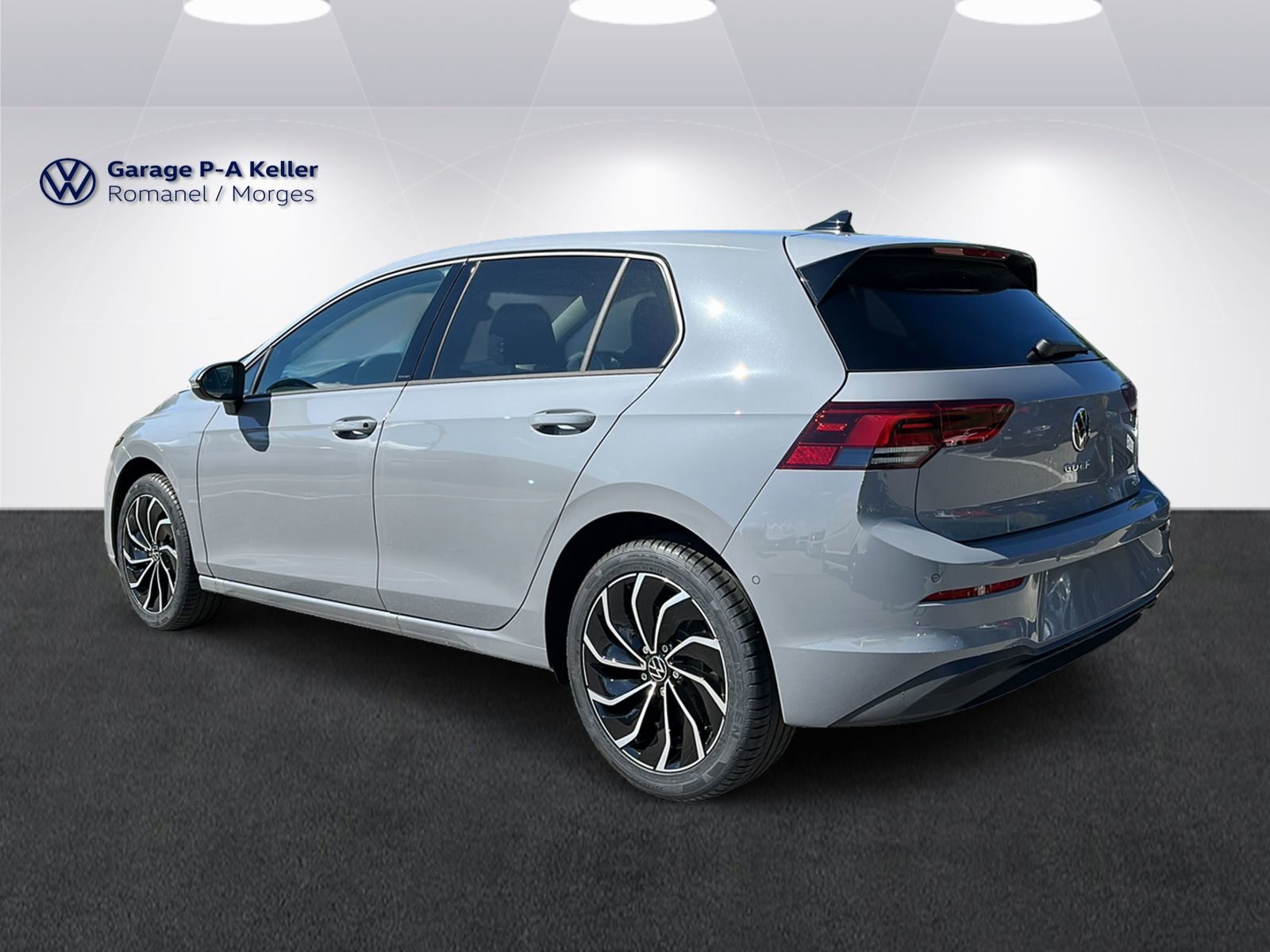 VW Golf Life, Essence, Occasion / Utilisé, Automatique - 6