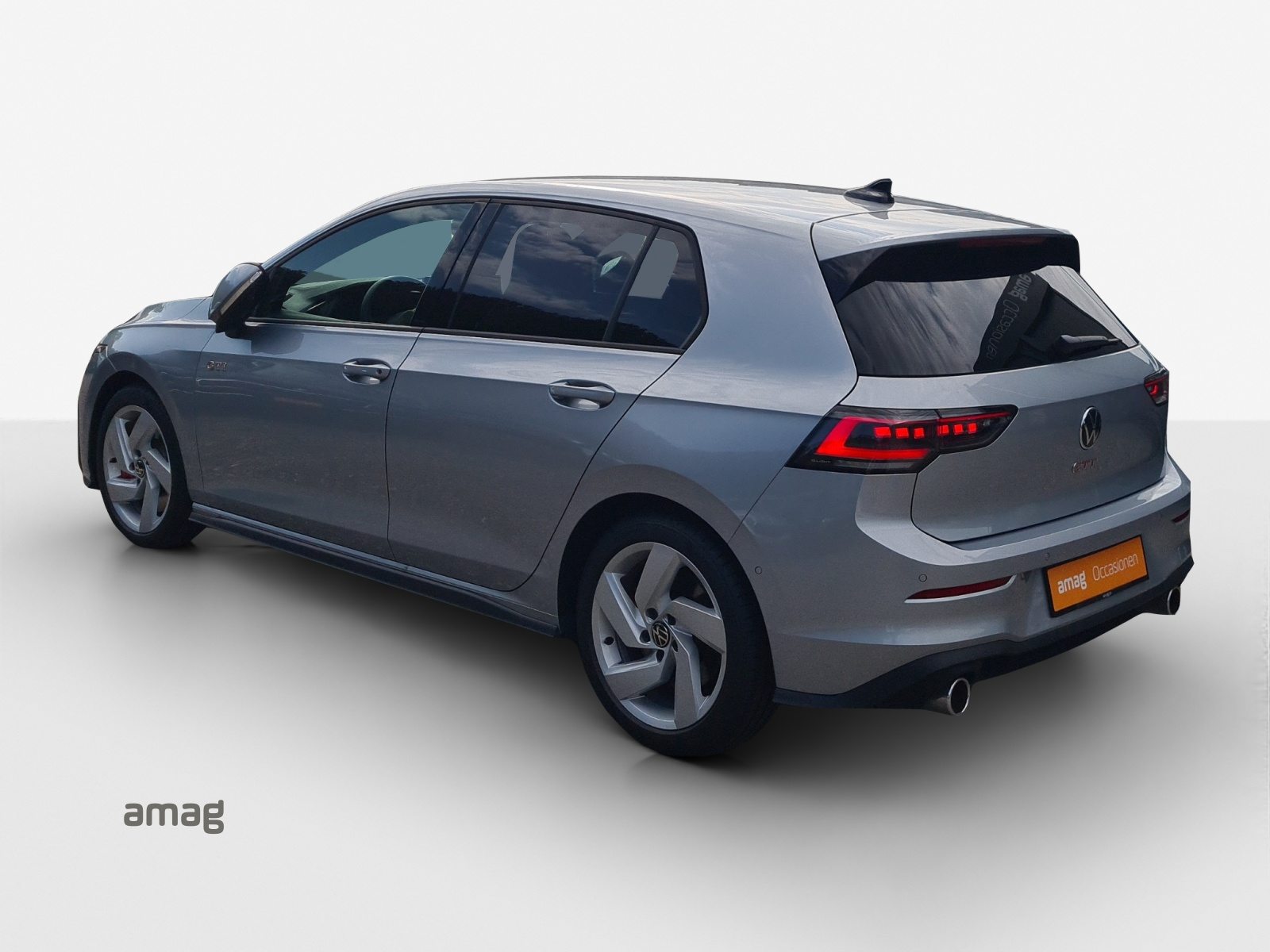 VW Golf GTI, Petrol, Second hand / Used, Automatic - 3