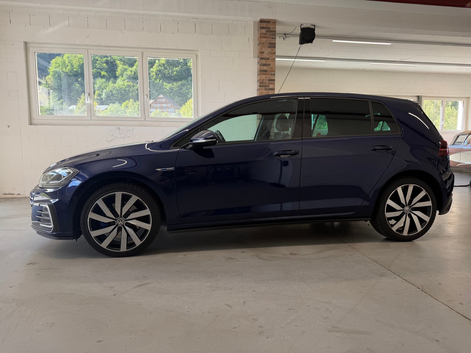 VW Golf 1.4 TSI GTE DSG, Plug-in-Hybrid Petrol/Electric, Second hand / Used, Automatic - 3