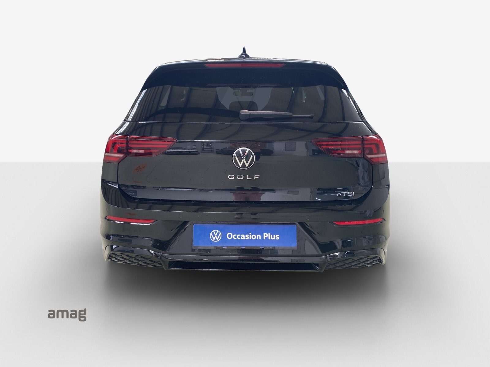 VW Golf  R-Line, Petrol, Second hand / Used, Automatic - 4