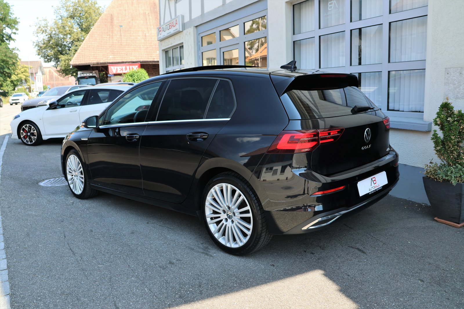 VW Golf 1.5 eTSI mHEV ACT First Edition DSG, Mild-Hybrid Benzin/Elektro, Occasion / Gebraucht, Automatik - 7
