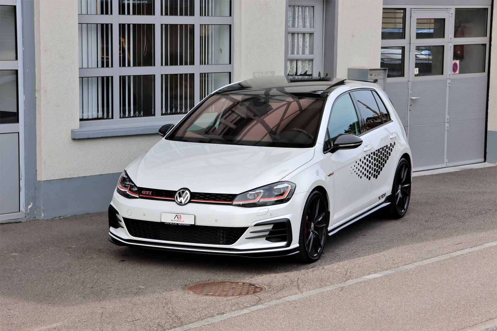 VW Golf 2.0 TSI GTI TCR DSG