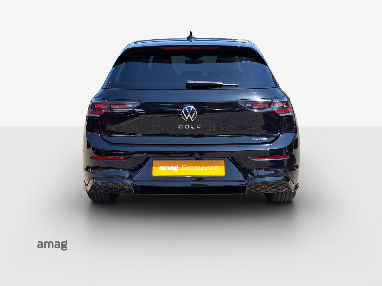 VW Golf  PA R-Line, Petrol, Second hand / Used, Automatic - 4