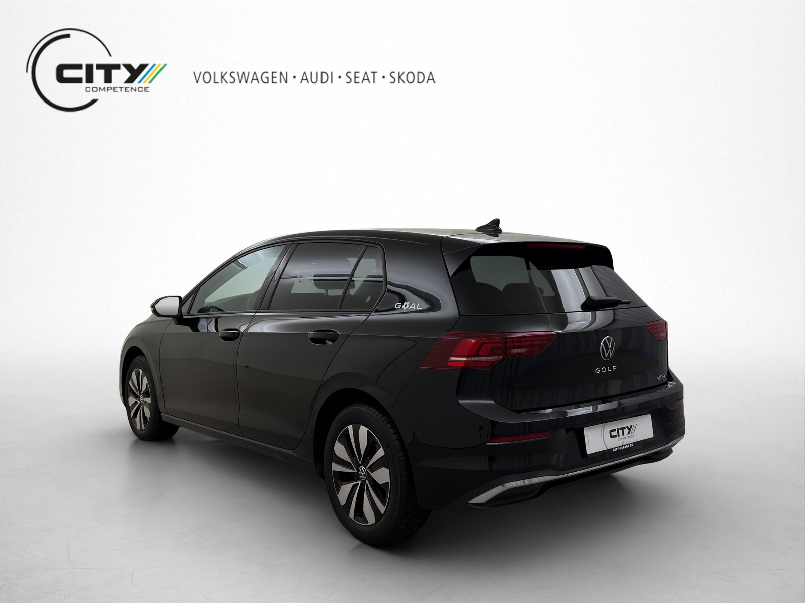 VW Golf 8 1.5 eTSI Goal DSG, Mild-Hybrid Petrol/Electric, Second hand / Used, Automatic - 2