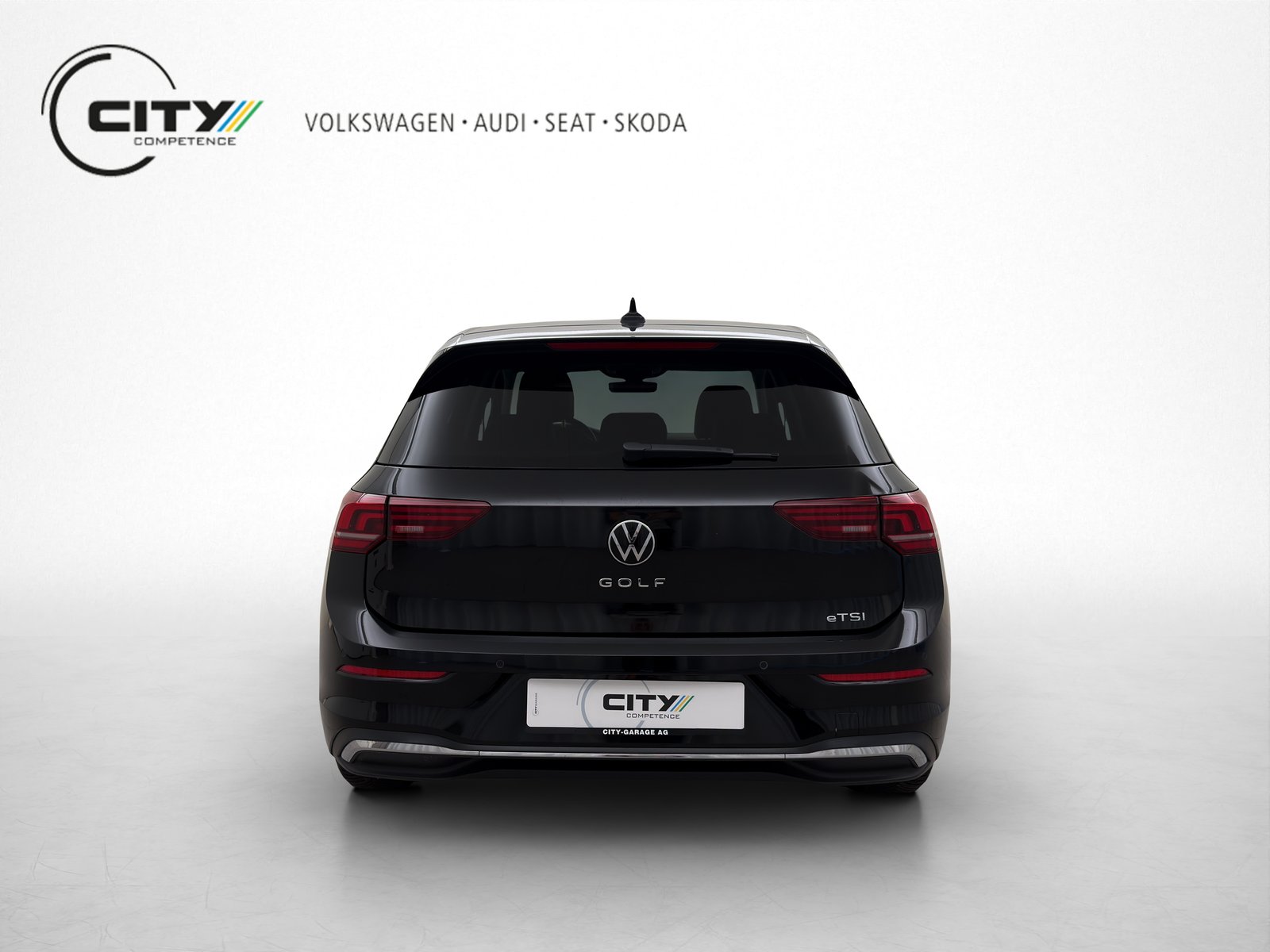 VW Golf 8 1.5 eTSI Goal DSG, Mild-Hybrid Petrol/Electric, Second hand / Used, Automatic - 5