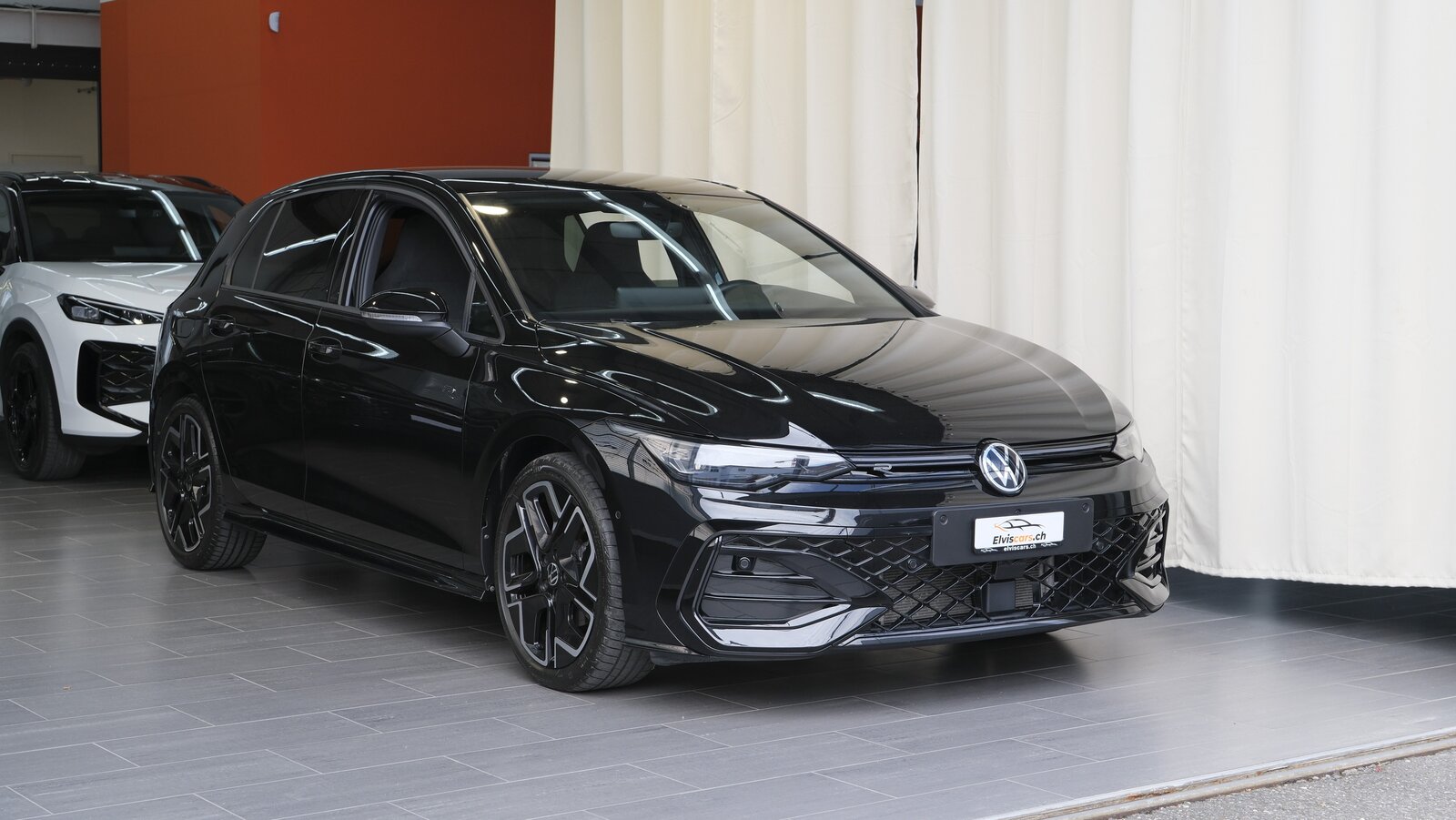 VW Golf 1.5 e TSI mHEV R-Line DSG * Black Style *, Mild-Hybrid Benzin/Elektro, Occasion / Gebraucht, Automatik - 2