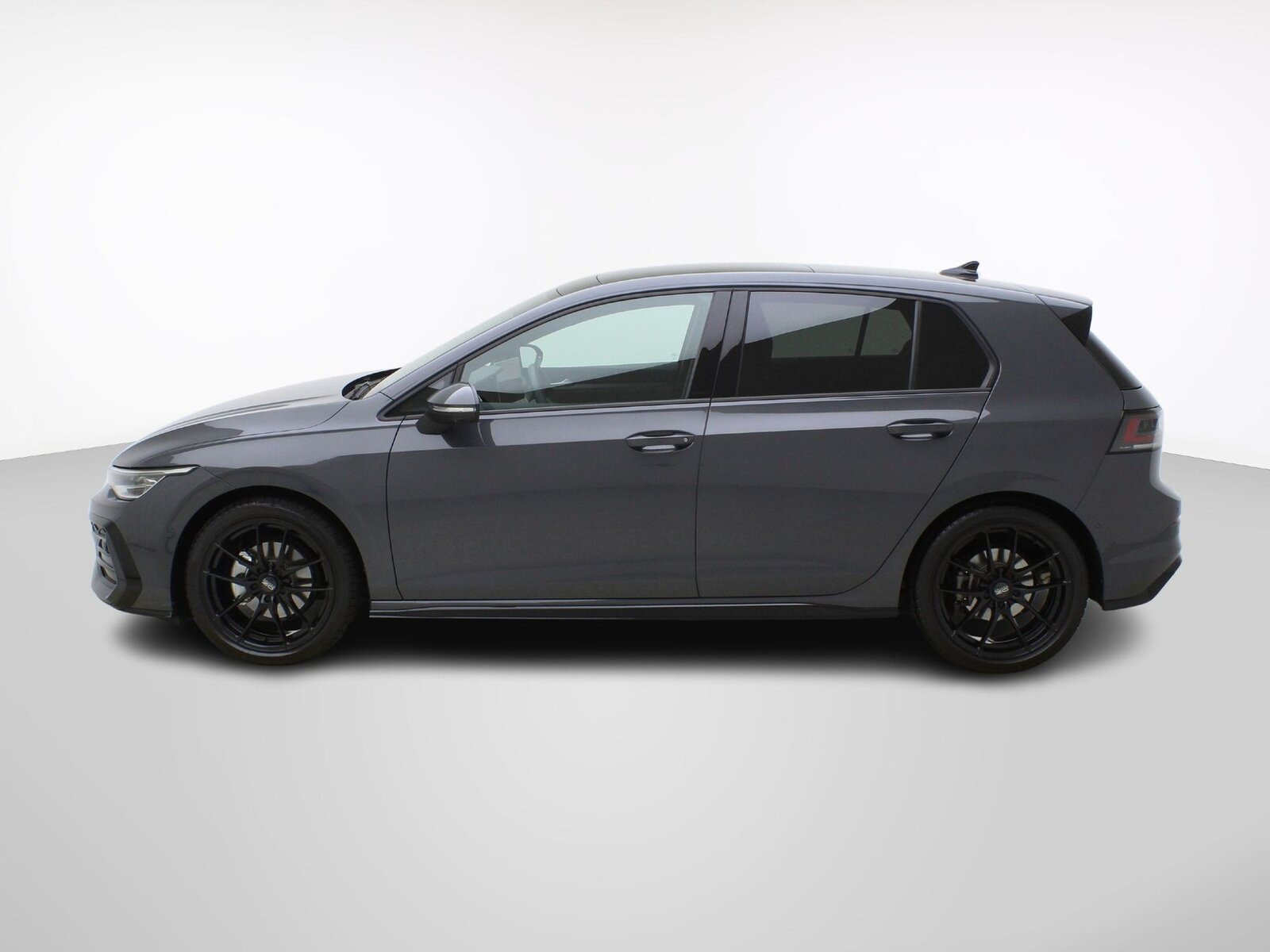 VW Golf 8.5 1.5 eTSI DSG R-Line **VW Werksgarantie bis 12/2029, Mild-Hybrid Benzin/Elektro, Occasion / Gebraucht, Automatik - 3