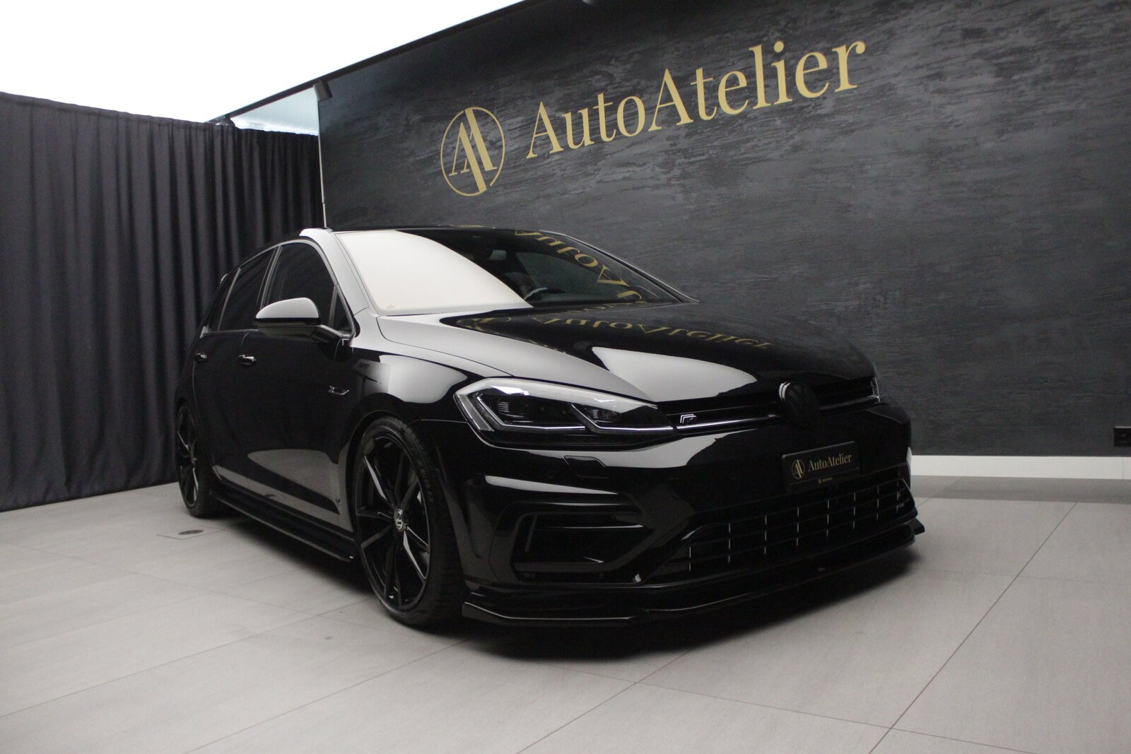 VW Golf 2.0 TSI R 4Motion DSG