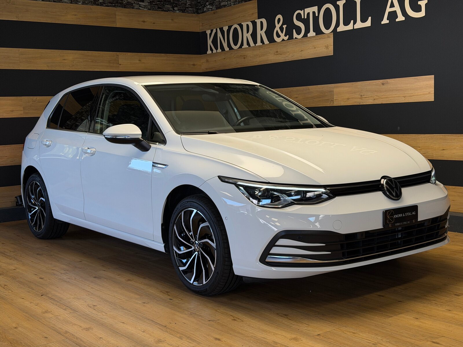 VW Golf 1.5 eTSI mHEV ACT Style DSG, Mild-Hybrid Petrol/Electric, Second hand / Used, Automatic - 2