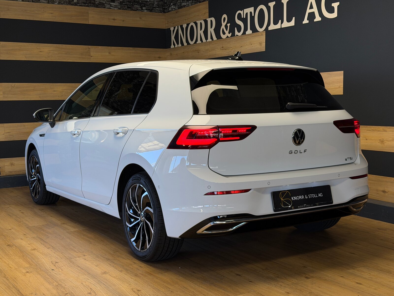 VW Golf 1.5 eTSI mHEV ACT Style DSG, Mild-Hybrid Petrol/Electric, Second hand / Used, Automatic - 5