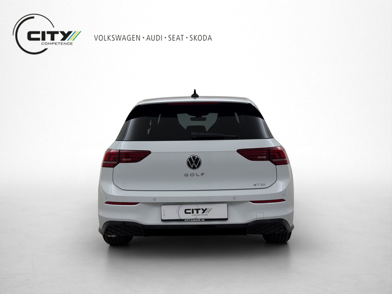 VW Golf 8 1.5 eTSI R-Line DSG, Hybride Léger Essence/Électricité, Occasion / Utilisé, Automatique - 5