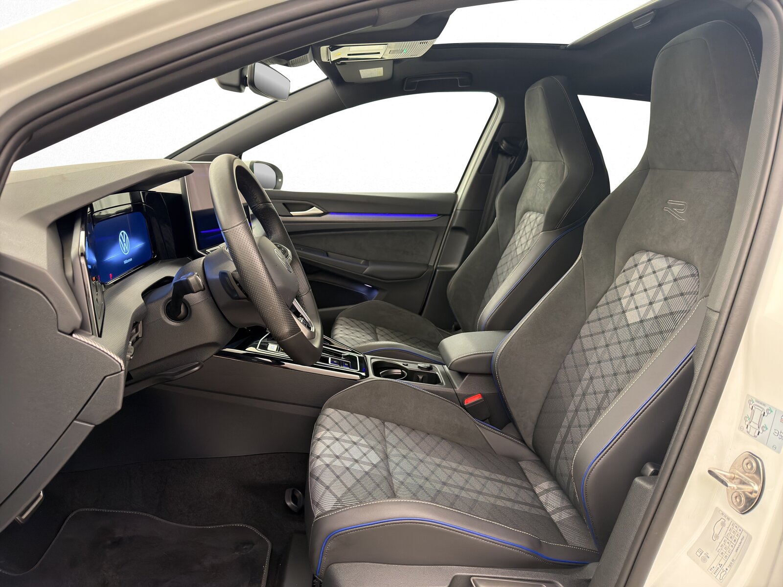 VW Golf 8 1.5 eTSI R-Line DSG, Hybride Léger Essence/Électricité, Occasion / Utilisé, Automatique - 6