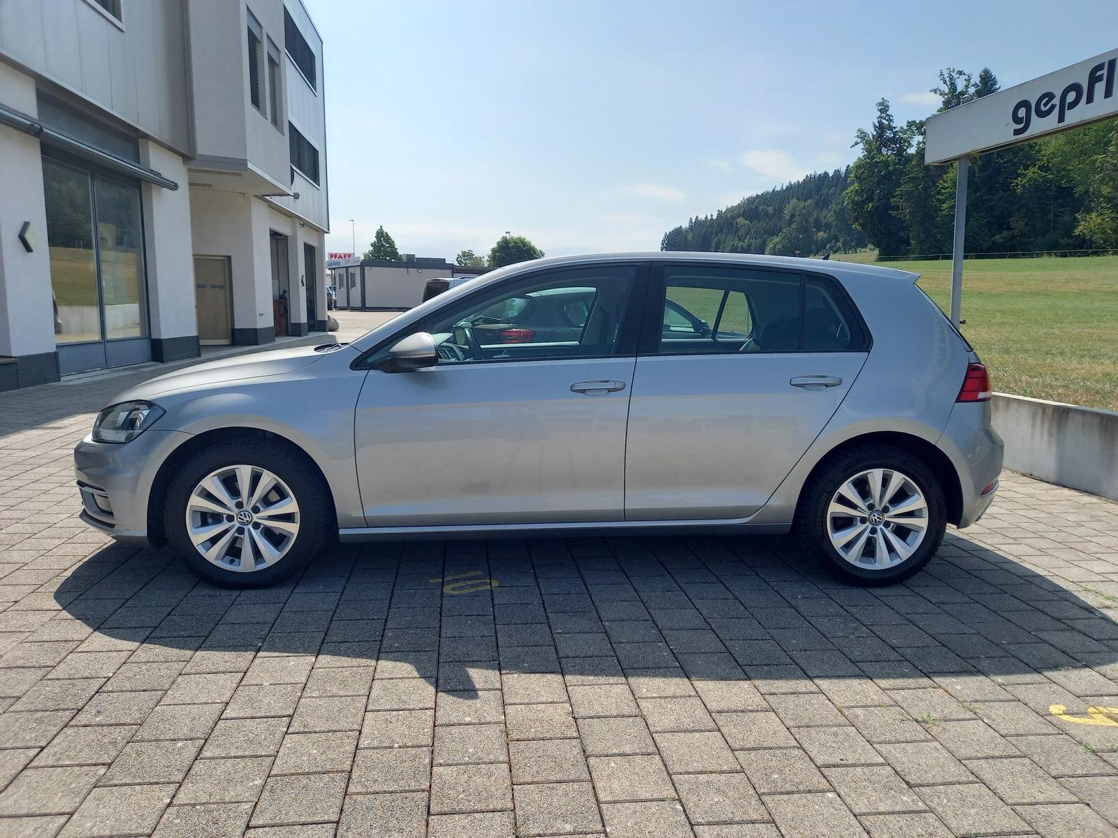 VW Golf VII 2.0 TDI Comfortline DSG 4m, Diesel, Second hand / Used, Automatic - 3