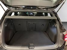 VW Golf 1.5 eTSI mHEV ACT R-Line DSG, Mild-Hybrid Petrol/Electric, Second hand / Used, Automatic - 7