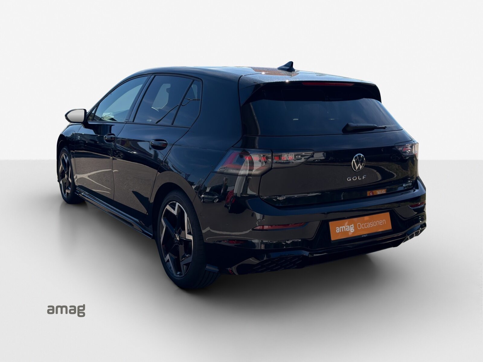 VW Golf  PA R-Line, Petrol, Second hand / Used, Automatic - 3