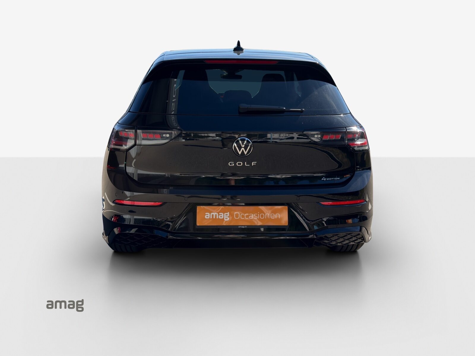VW Golf  PA R-Line, Petrol, Second hand / Used, Automatic - 4