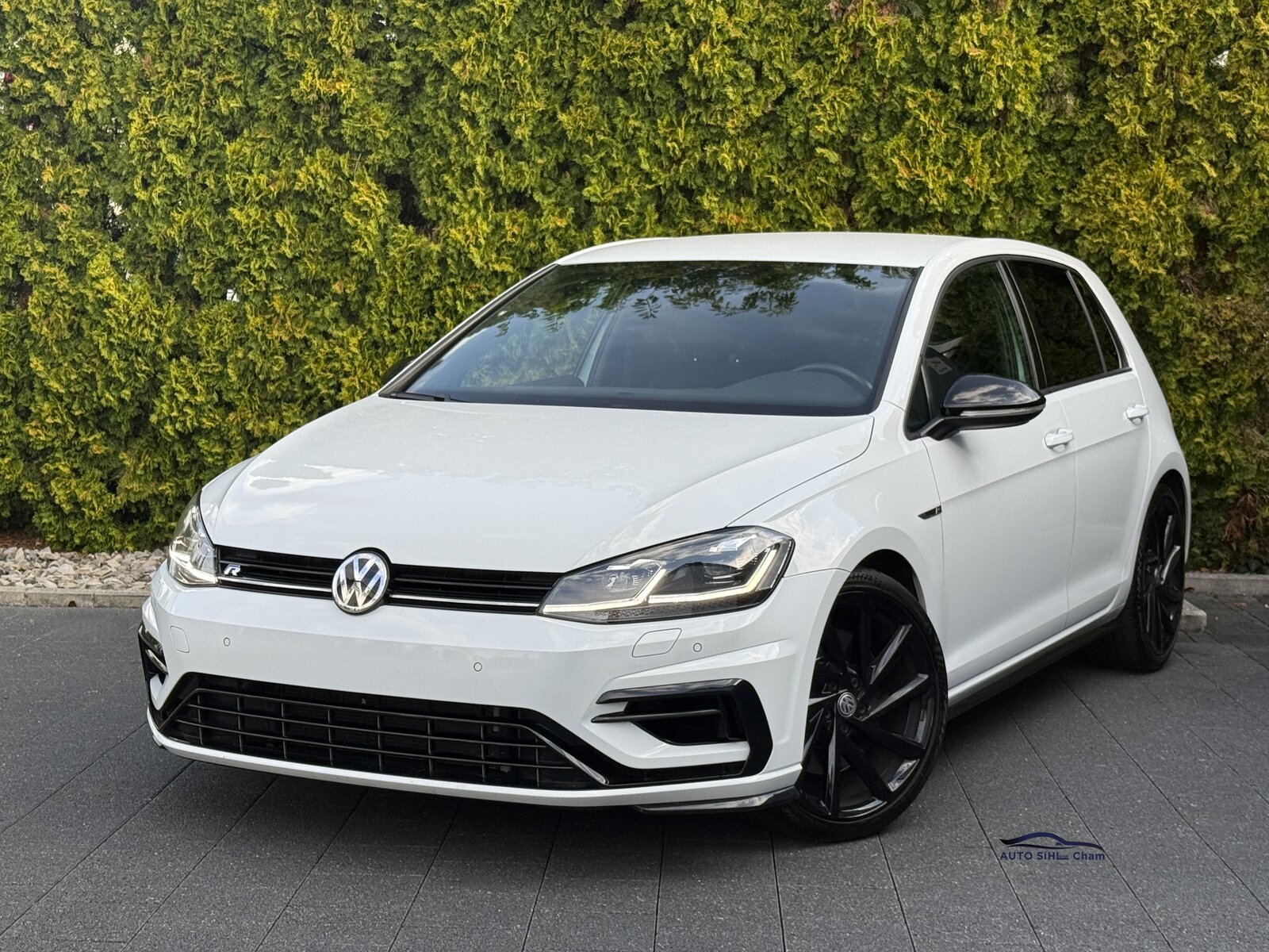 VW Golf 2.0 TSI R 4Motion / Face Lift - Digital-Cockpit / Fr