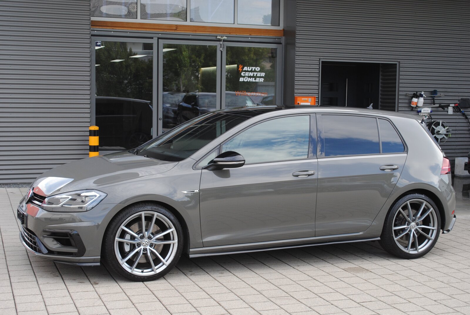 VW Golf 2.0 TSI R 4Motion DSG, Essence, Occasion / Utilisé, Automatique - 4