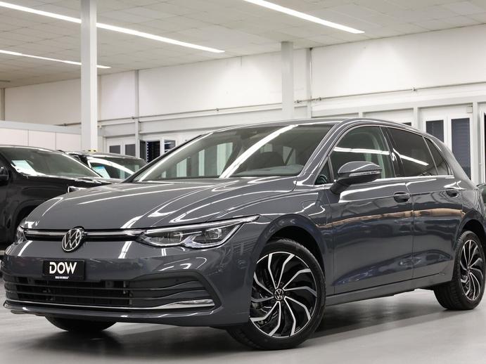 VW Golf VIII 1.4 TSI PHEV Style DSG, Plug-in-Hybrid Petrol/Electric, Second hand / Used, Automatic