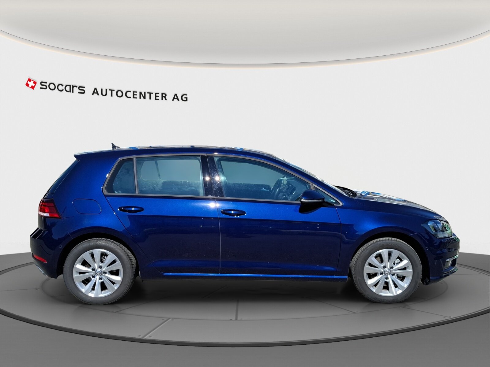 VW Golf 1.6 TDI Comfortline mit ACC - Spurwechselassistent -, Diesel, Second hand / Used, Manual - 6