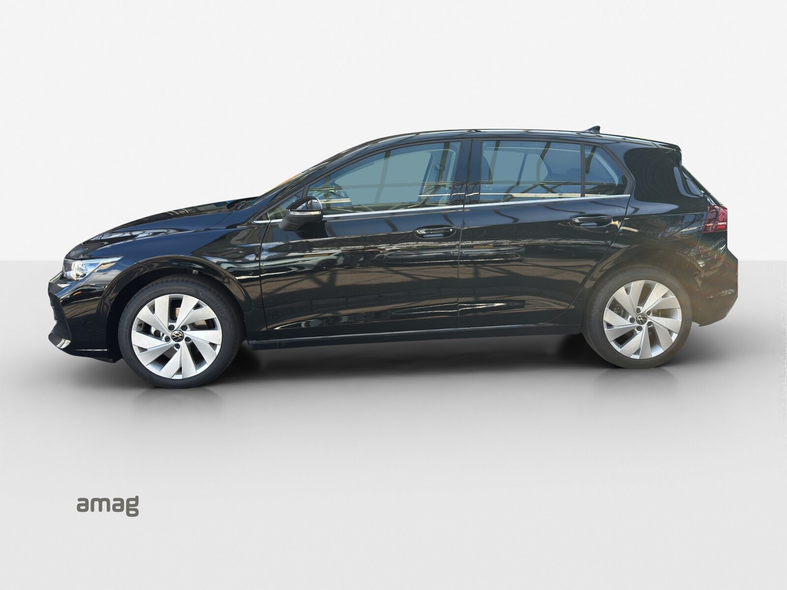 VW Golf Style, Petrol, Second hand / Used, Automatic - 2