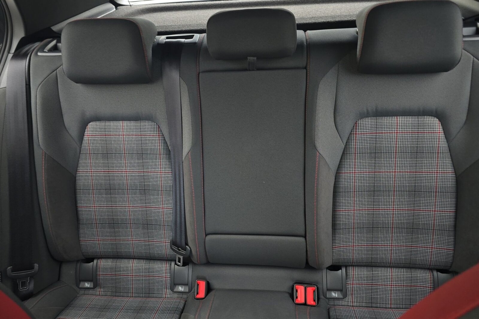 VW Golf 2.0 TSI GTI DSG, Petrol, Second hand / Used, Automatic - 6