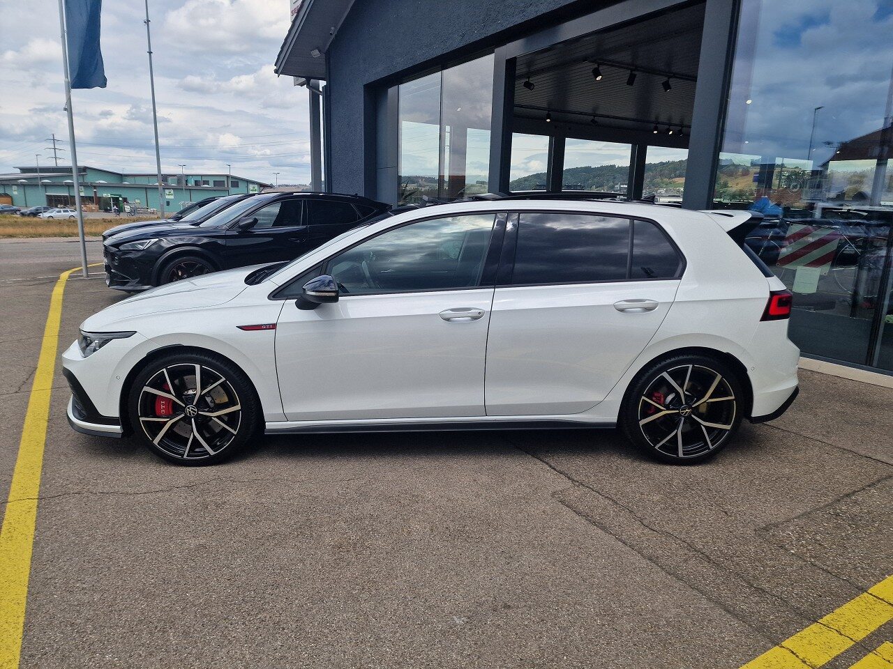 VW Golf GTI Clubsport, Petrol, Second hand / Used, Automatic - 3
