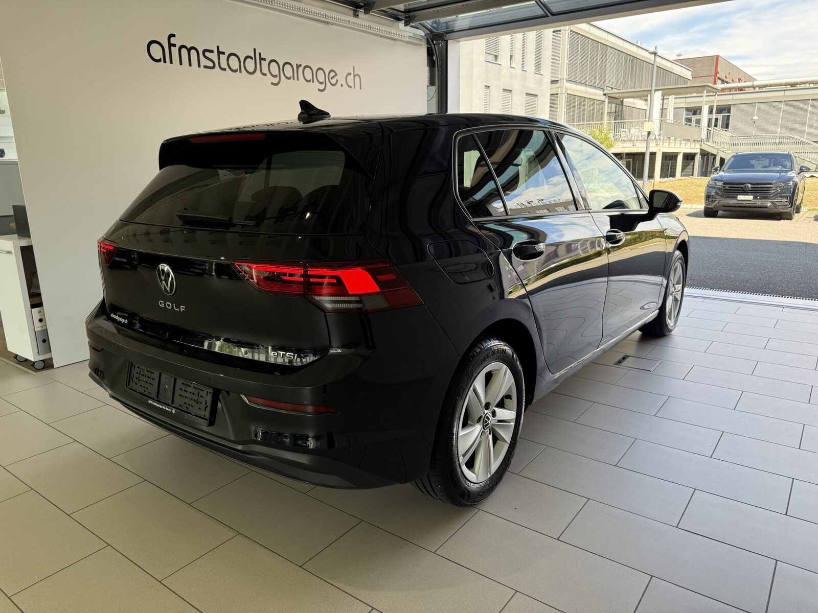 VW Golf Life SELECTION, Essence, Occasion / Utilisé, Automatique - 6