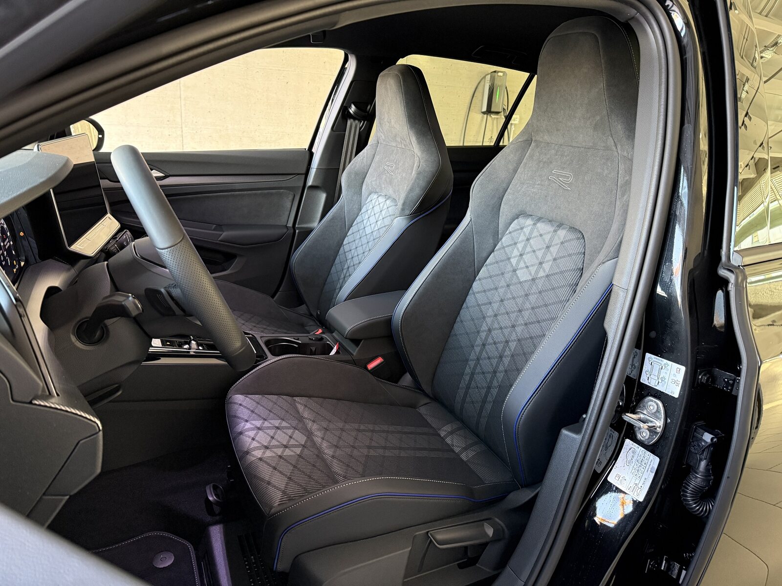 VW Golf  R-Line, Benzina, Occasioni / Usate, Automatico - 6