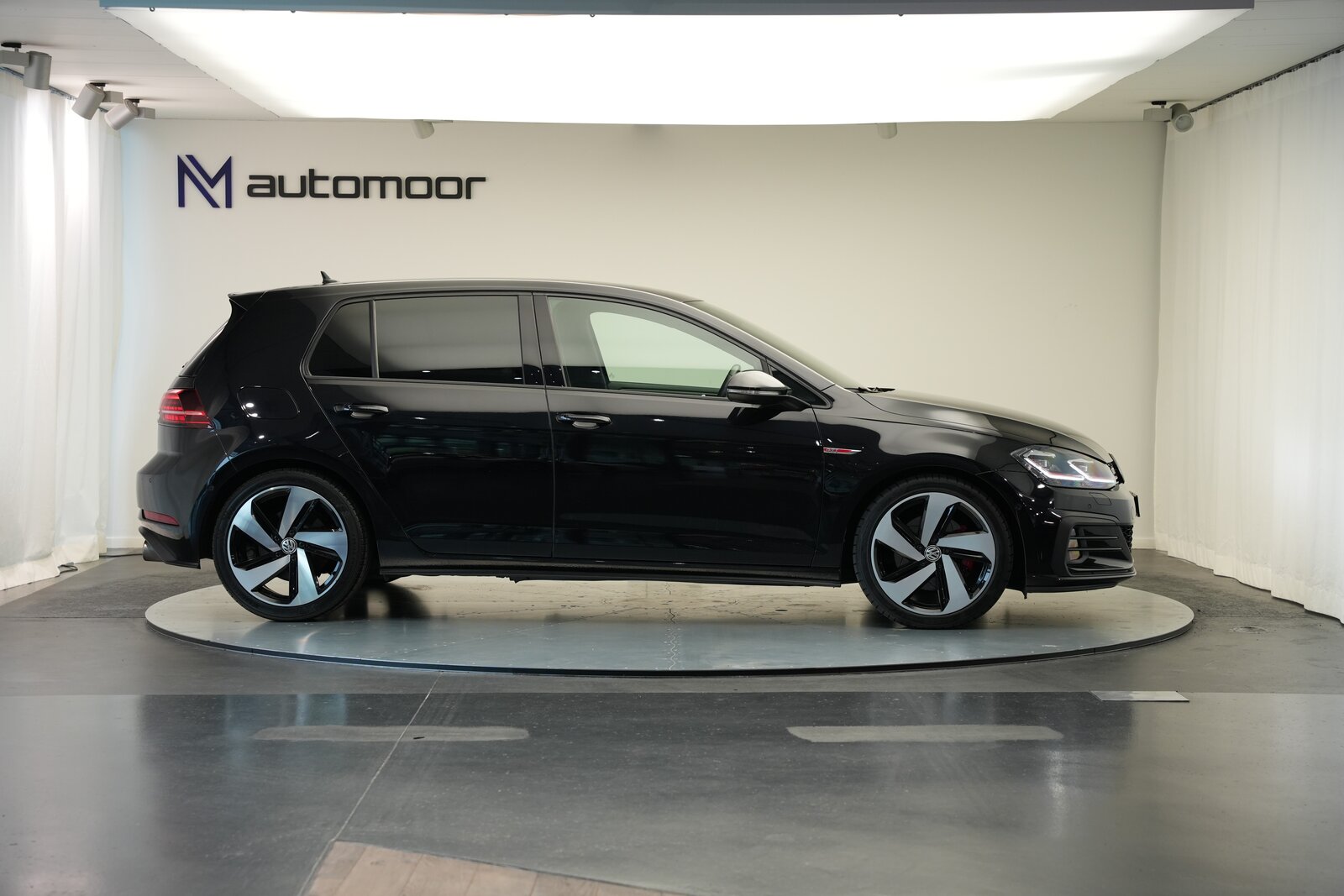 VW Golf 2.0 TSI GTI DSG *CH-Fahrzeug*, Benzina, Occasioni / Usate, Automatico - 4