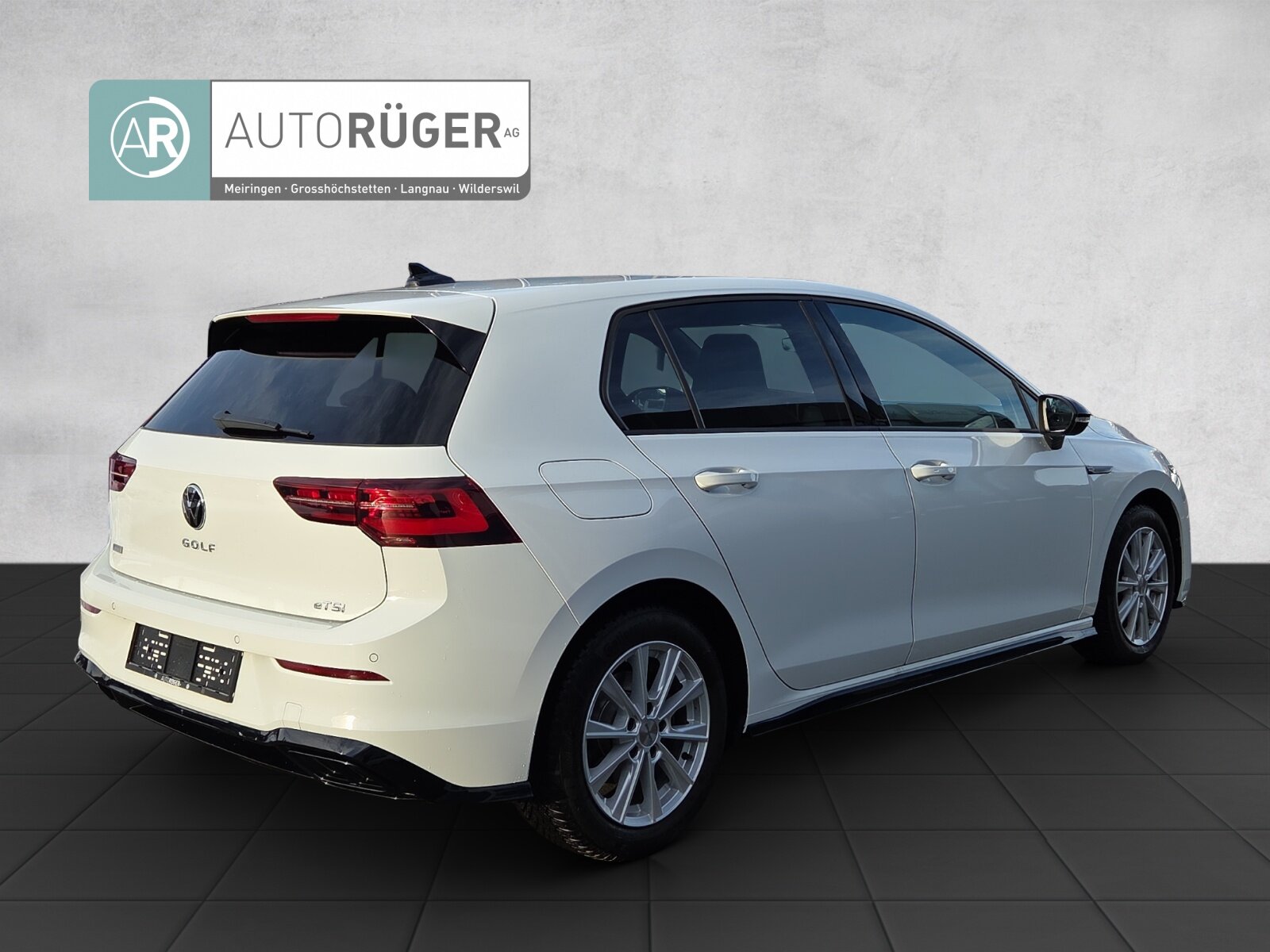 VW Golf 1.5 eTSI mHEV ACT R-Line 75 Edition DSG, Mild-Hybrid Benzin/Elektro, Occasion / Gebraucht, Automatik - 6