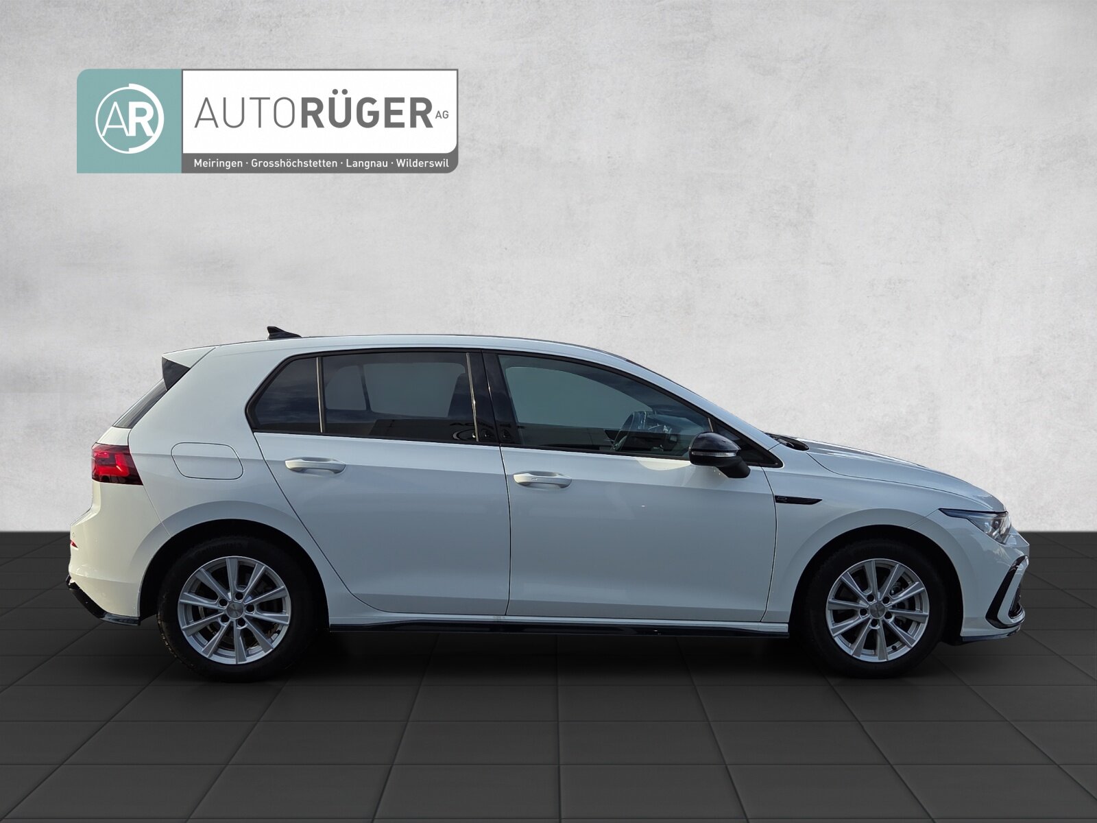 VW Golf 1.5 eTSI mHEV ACT R-Line 75 Edition DSG, Mild-Hybrid Benzin/Elektro, Occasion / Gebraucht, Automatik - 7