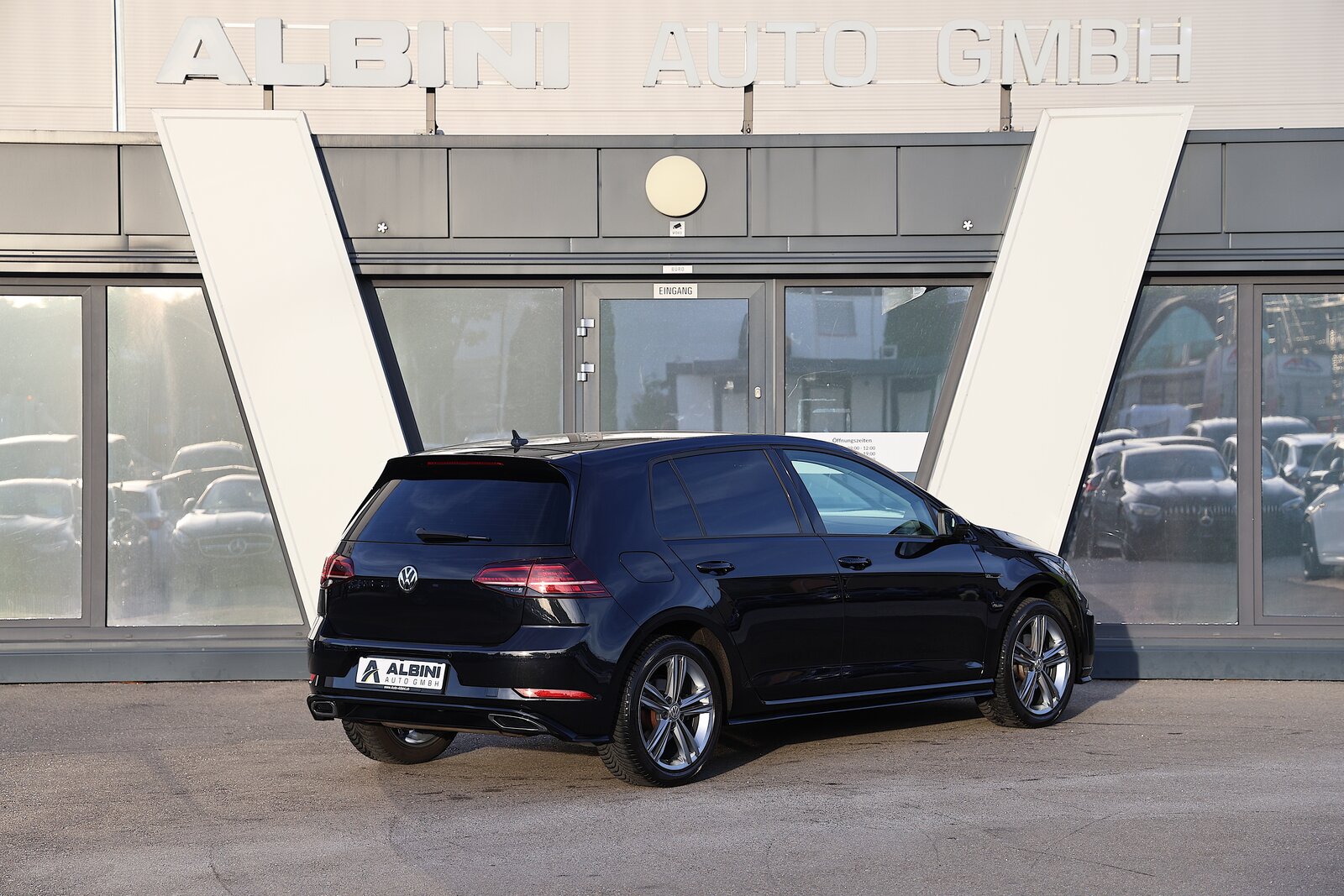 VW Golf VII 2.0 TDI R-Line, Diesel, Second hand / Used, Automatic - 3