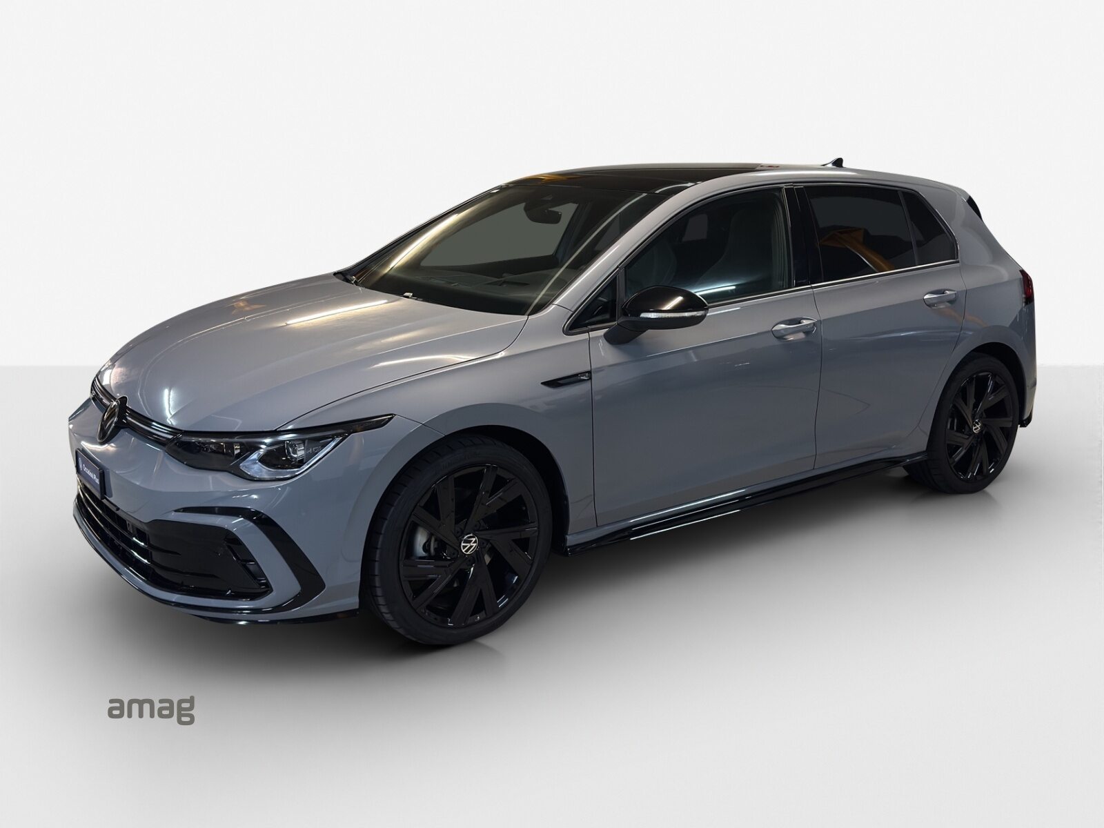 VW Golf R-Line